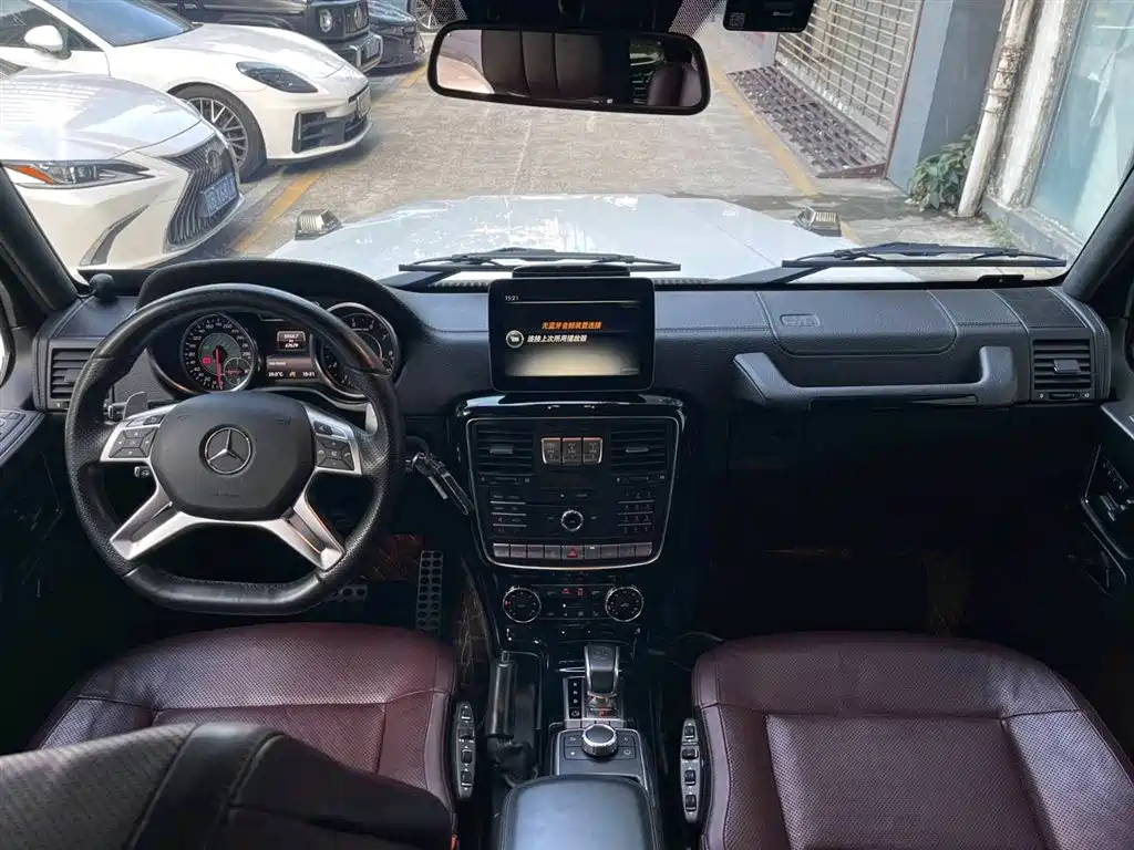 Mercedes-Benz G-Class AMG 2016 AMG G 63 фото 24