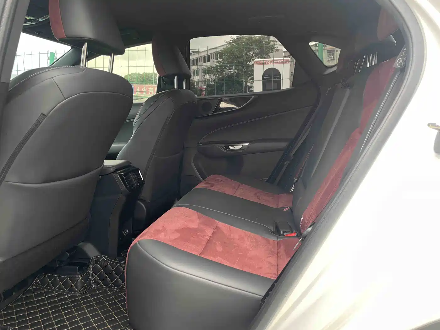 Lexus NX 2024 260 FWD Innovation Edition фото 13