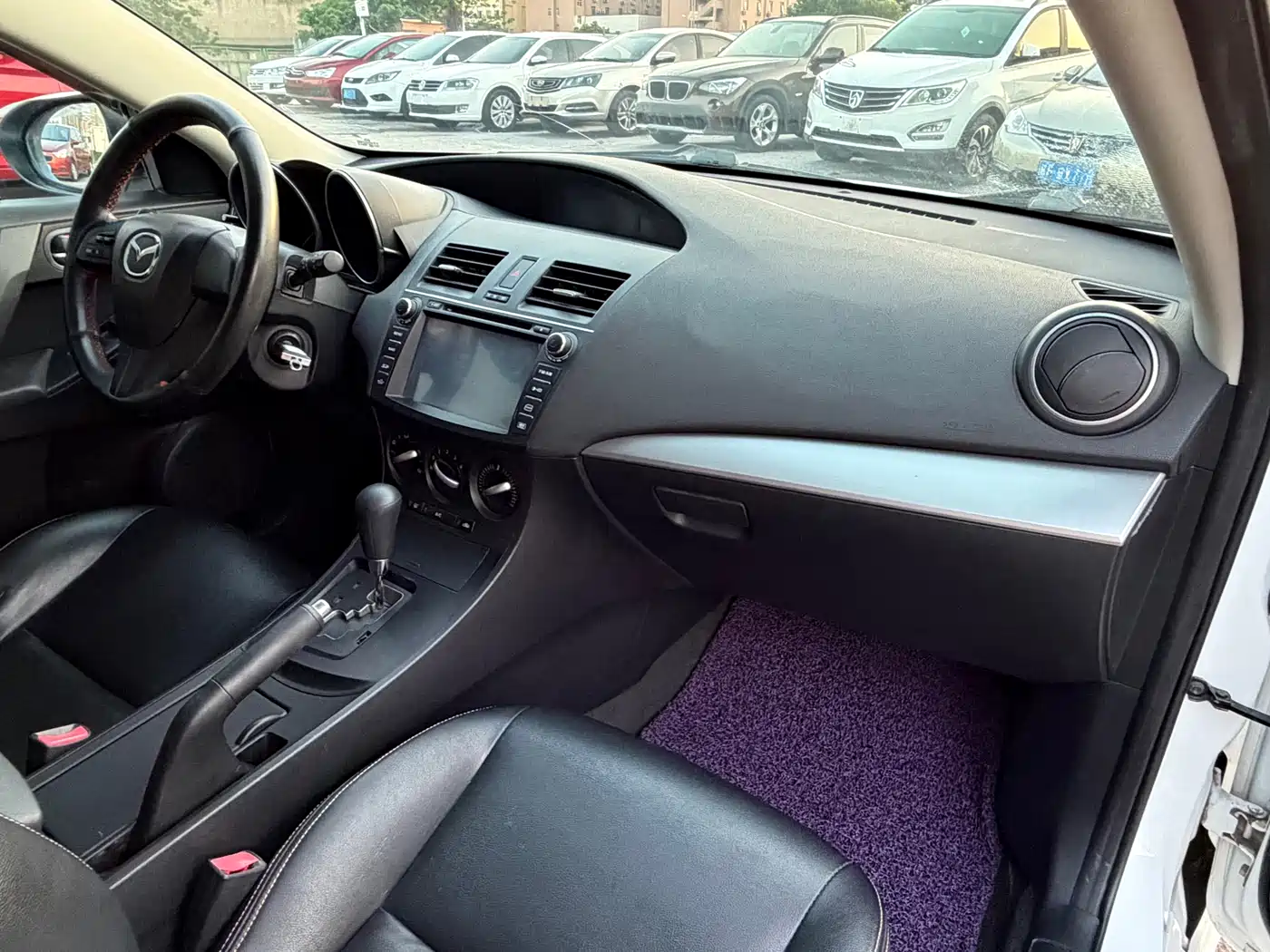 Mazda Mazda3 Axela 2013 2013 Hatchback 1.6L Automatic Elite