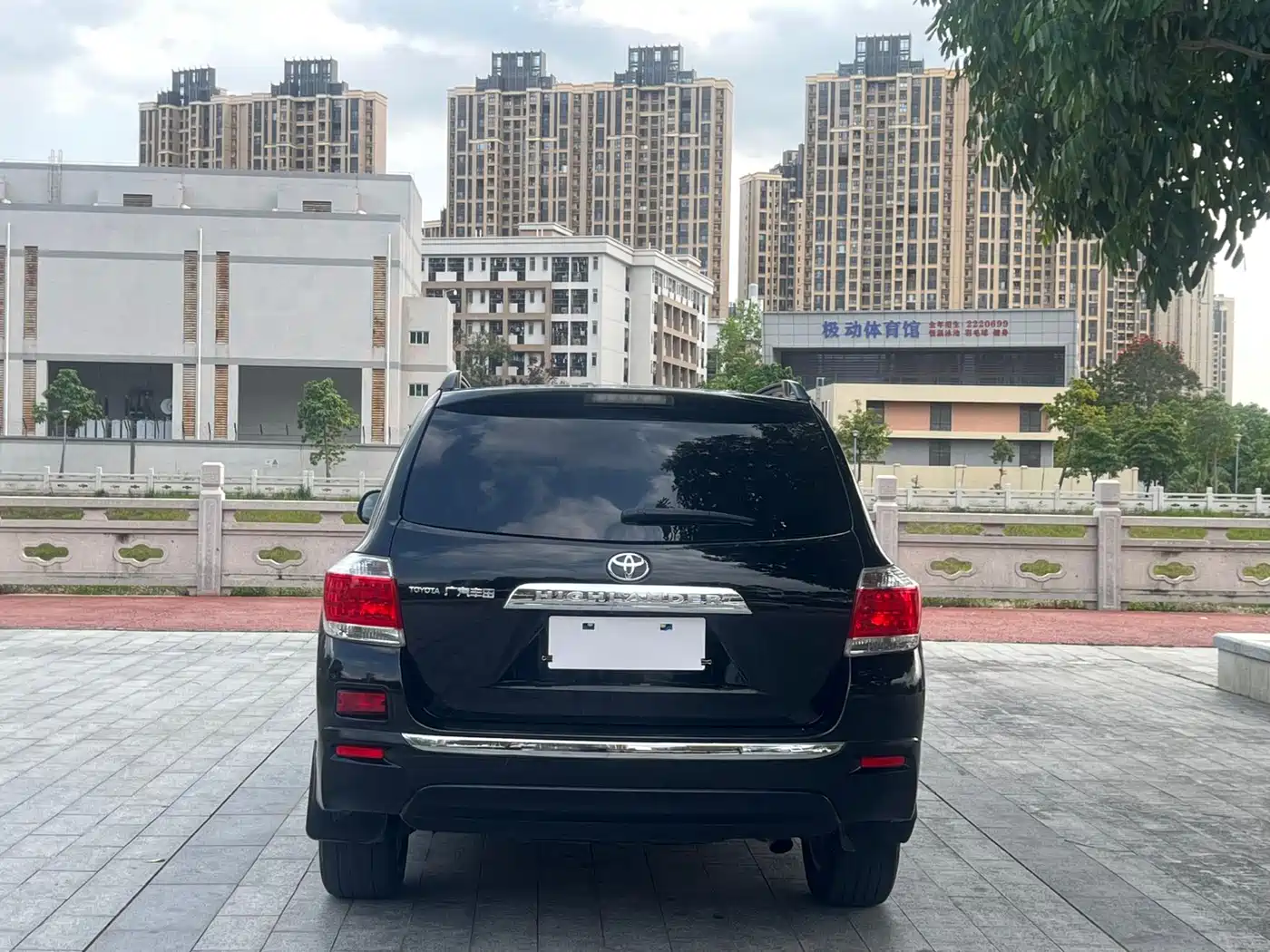 Toyota Highlander 2012 2.7L 2WD 7-Seater Luxury Edition фото 8