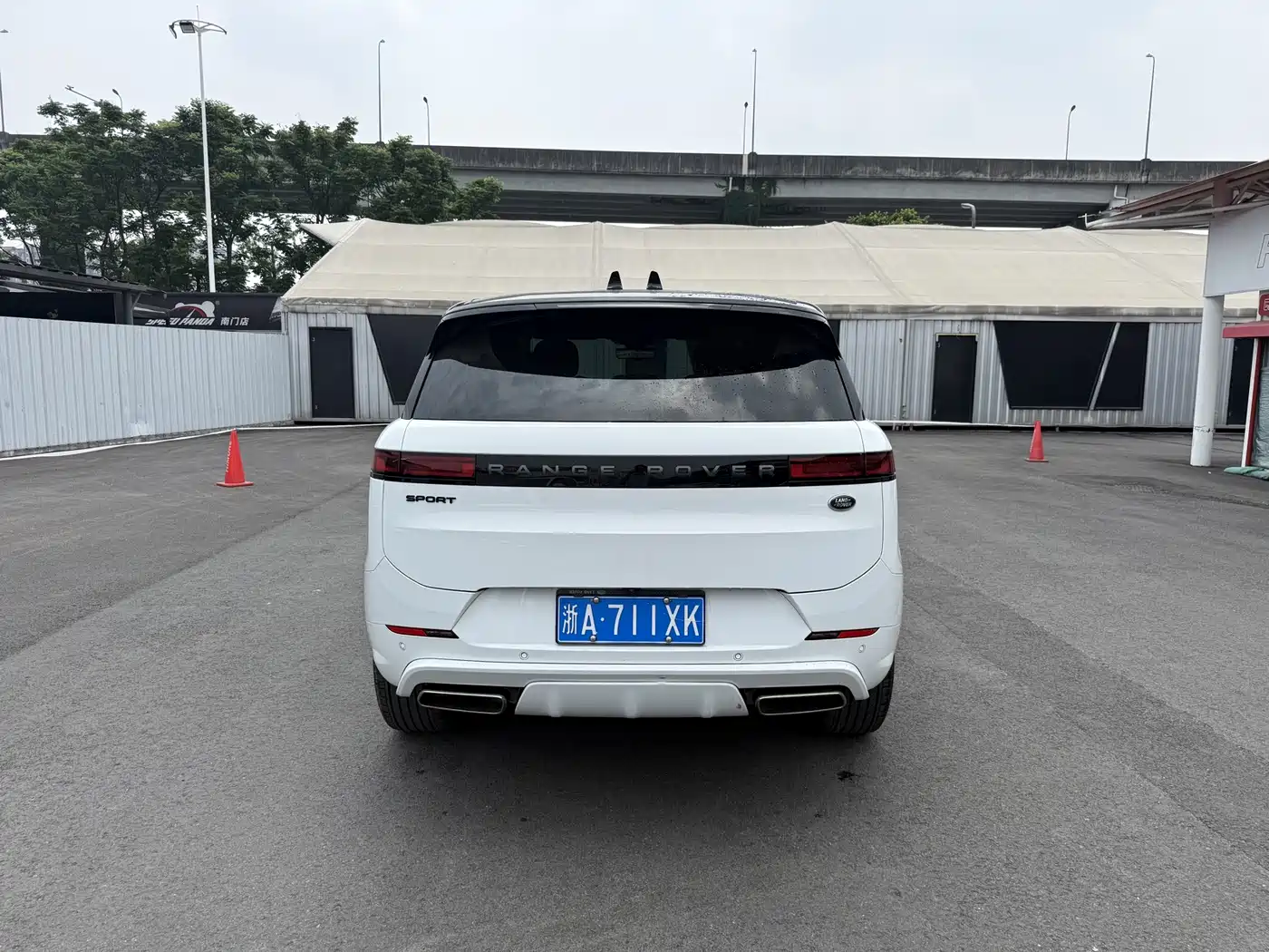 Land Rover Range Rover Sport 2023 400PS Dynamic SE фото 10