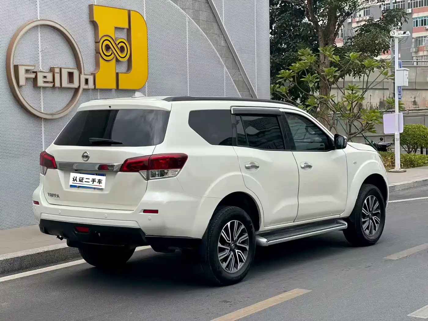 Nissan Terra 2018 2.5L Automatic 2WD Luxury Edition фото 5
