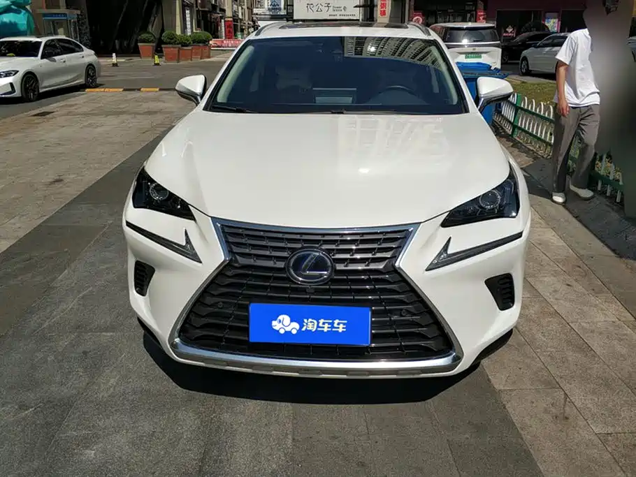 Lexus NX 2020 300h FWD F Sport China VI фото 2