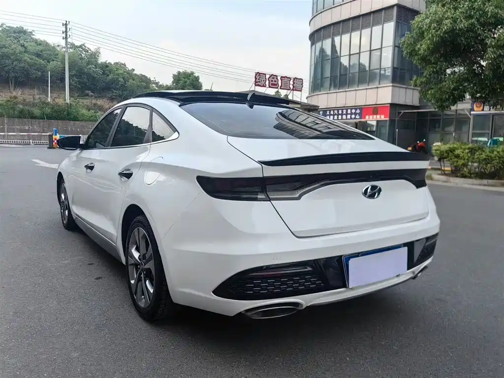 Hyundai Fista 2019 280TGDi Sport Edition China VI фото 7