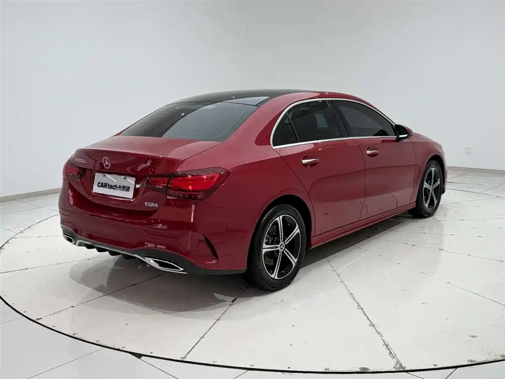 MERCEDES-BENZ A CLASS