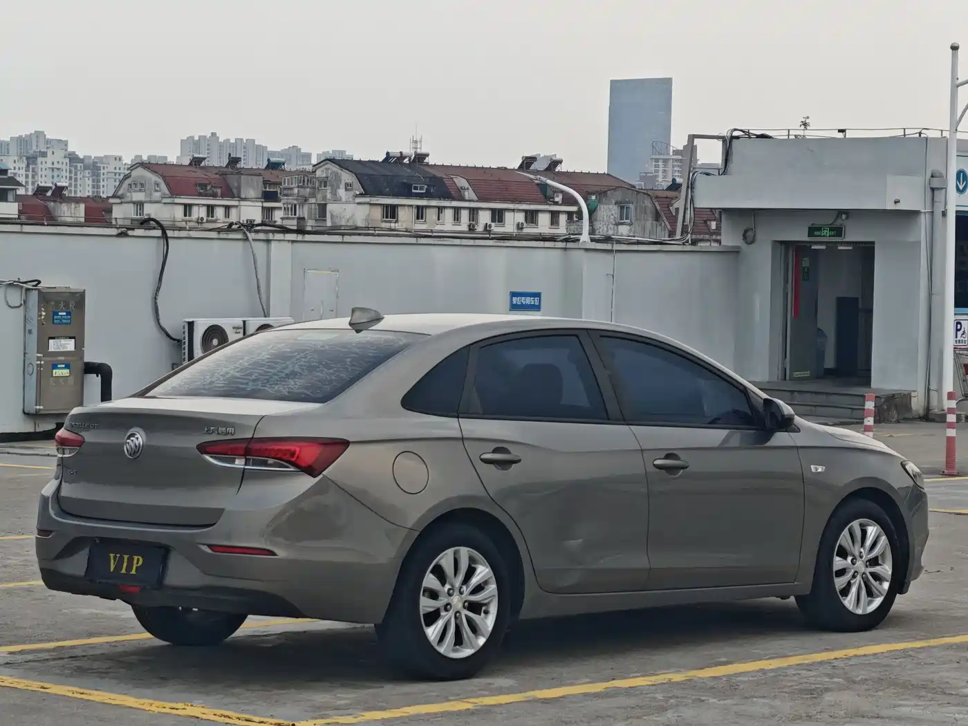 Buick Excelle 2018 15T Dual Clutch Elite (China V) фото 4