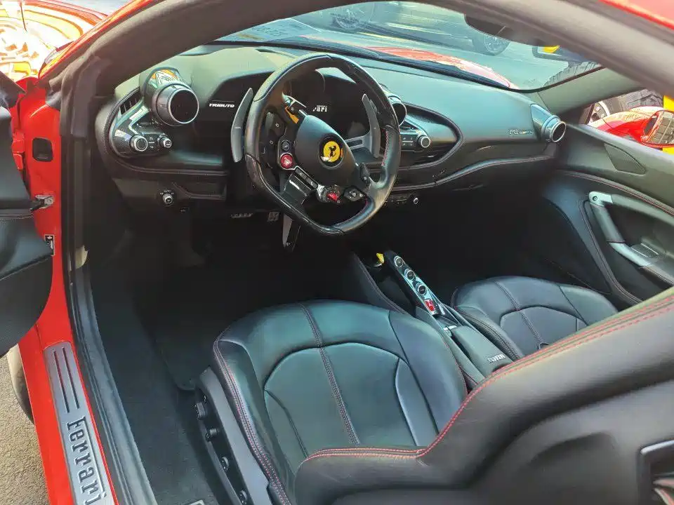 Ferrari F8 2021 2019 Tributo 3.9T V8