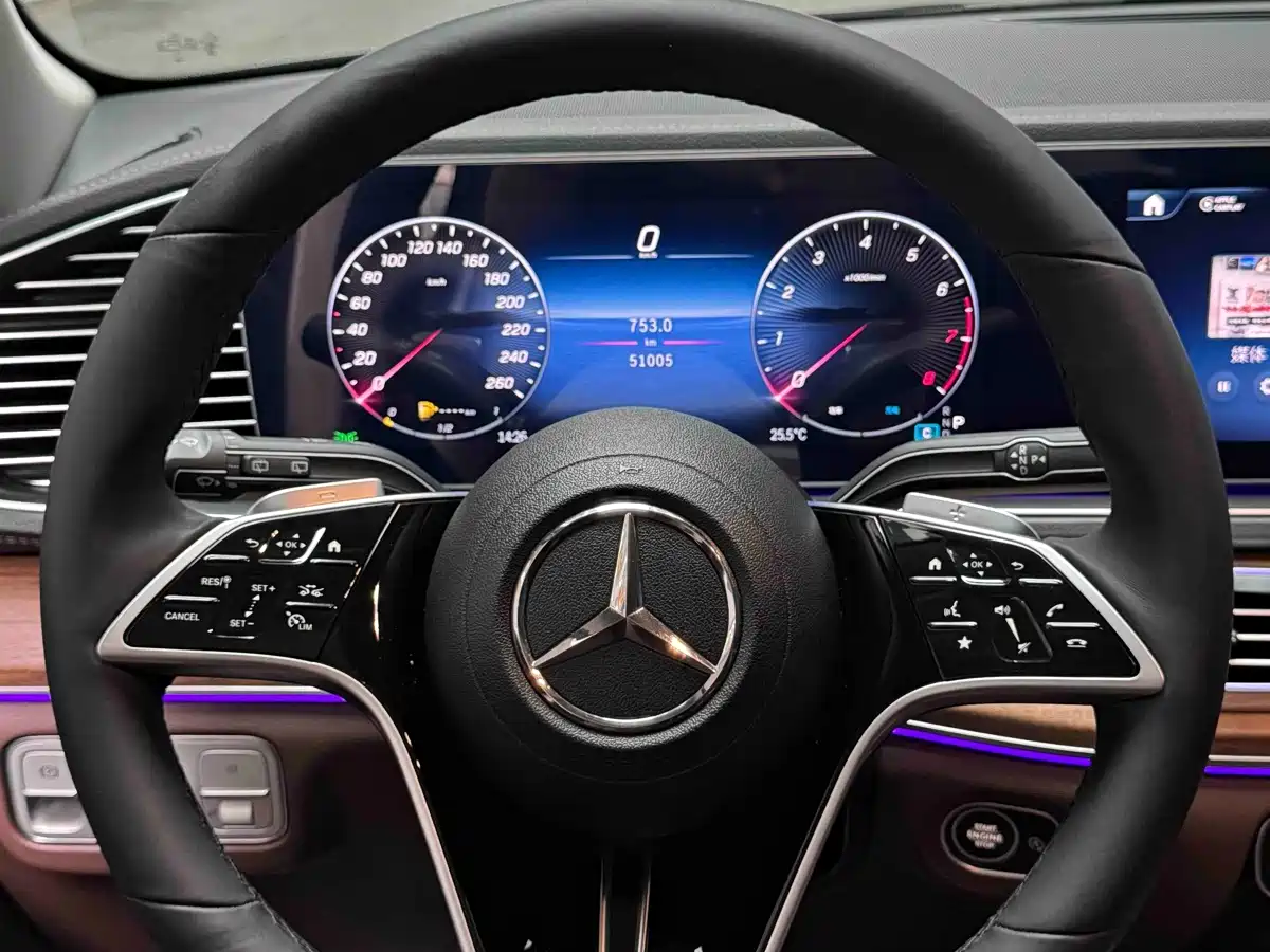 Фото 15 - Mercedes-Benz GLE
