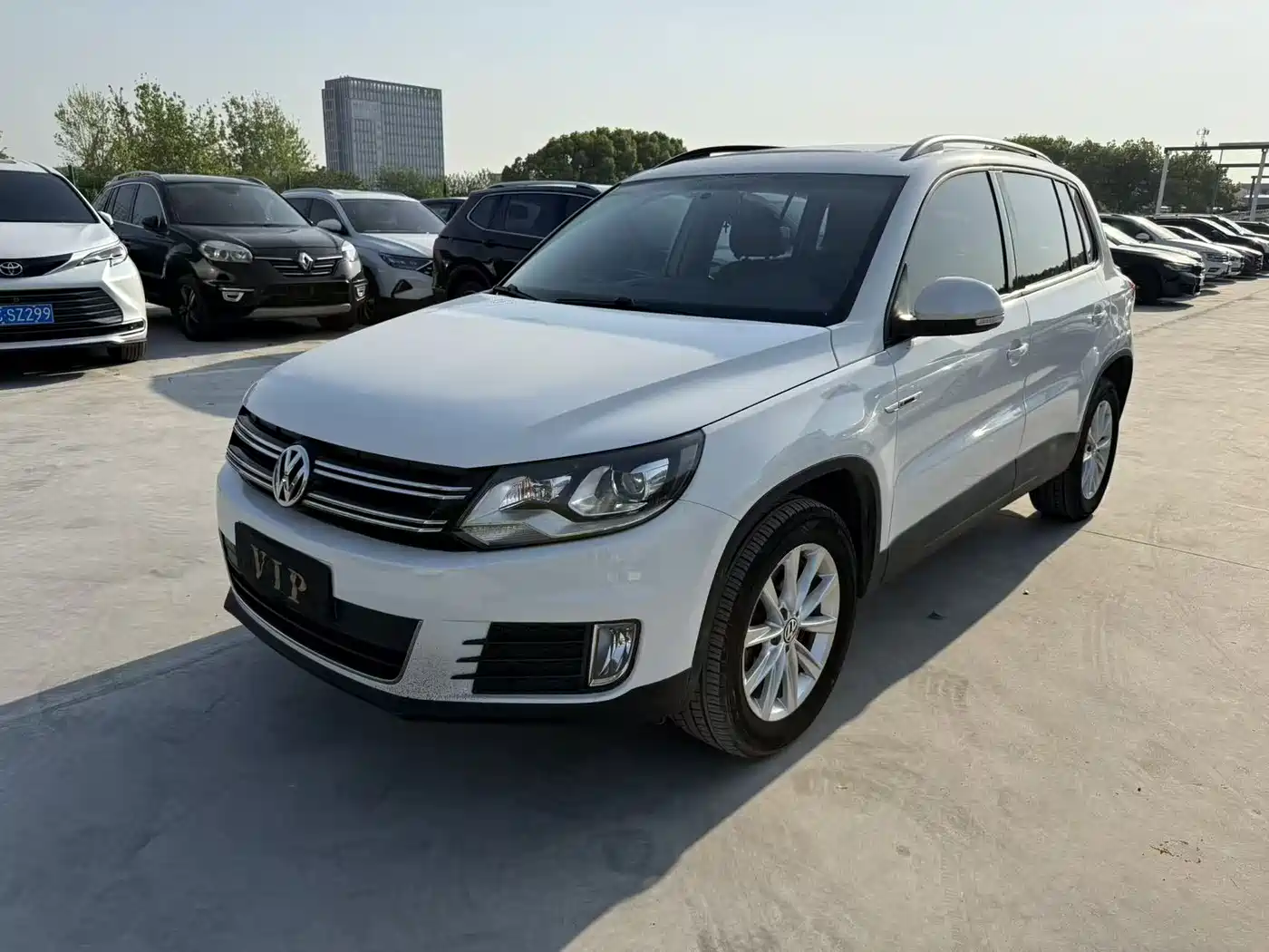 Volkswagen Tiguan 2016 Model 300TSI Automatic 2WD Trend Edition фото 2
