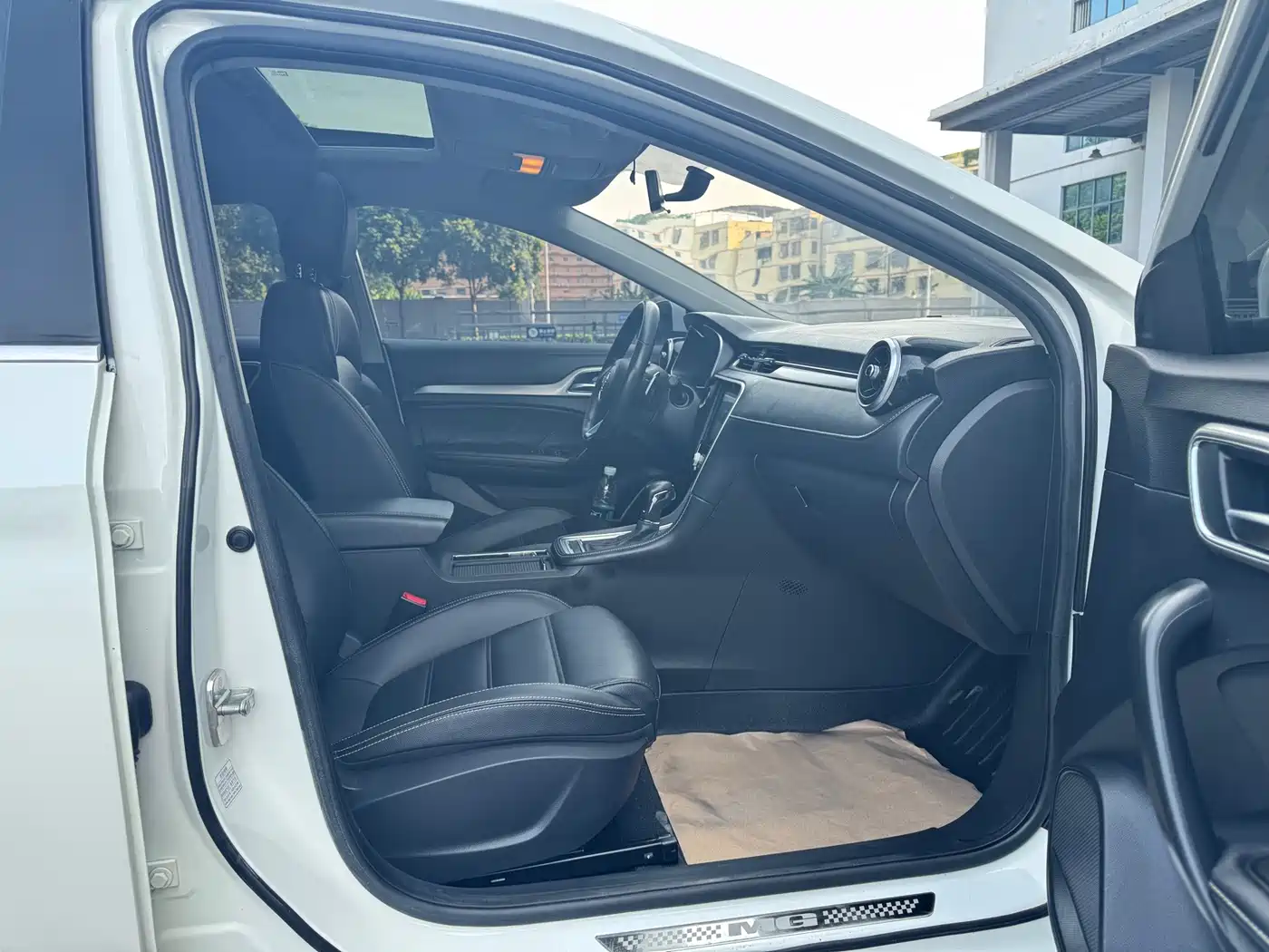MG MG6 2017 2017 20T Automatic Luxury Smart Connect Version (China V)