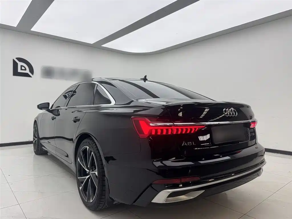 Audi A6L 2024 45 TFSI Premium Dynamic фото 12