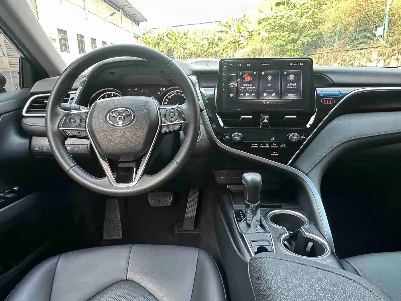 Toyota Camry 2021 2.0G Luxury Edition фото 9