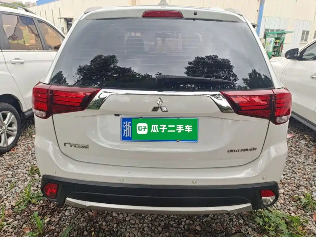 Mitsubishi Outlander 2017 2017 2.0L 2WD Glory 5-seater