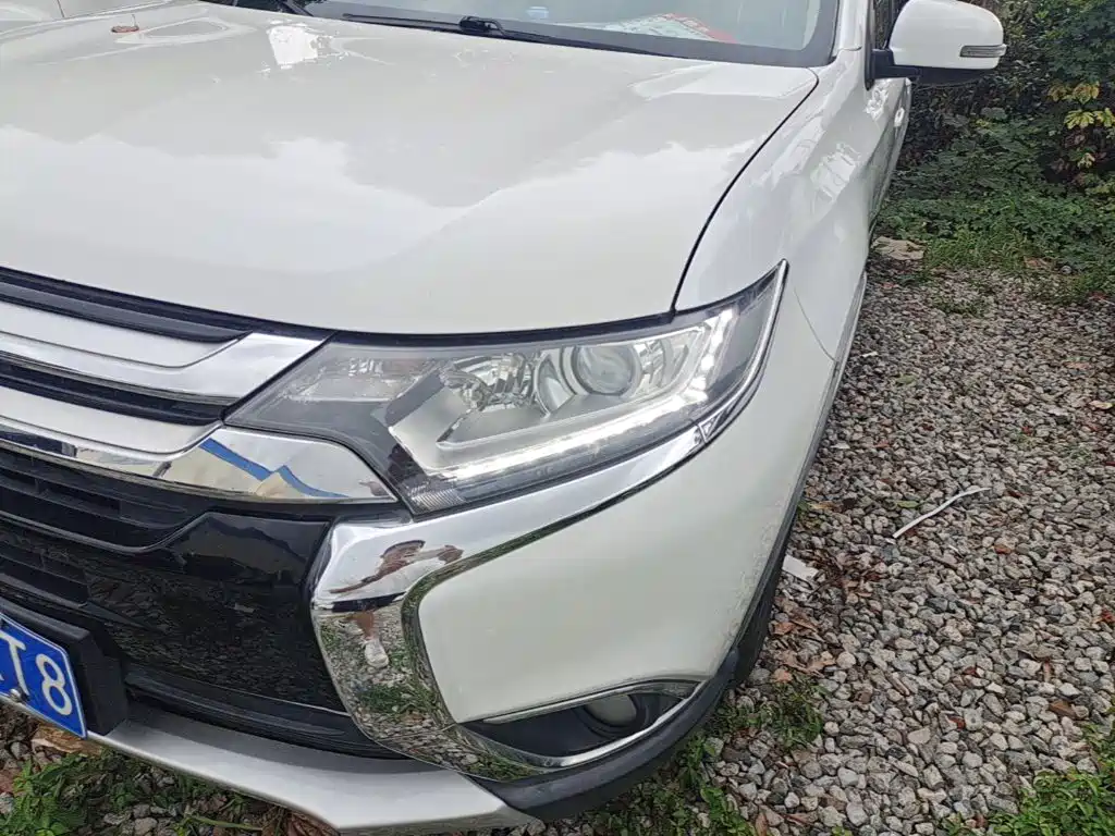 Mitsubishi Outlander 2017 2017 2.0L 2WD Glory 5-seater