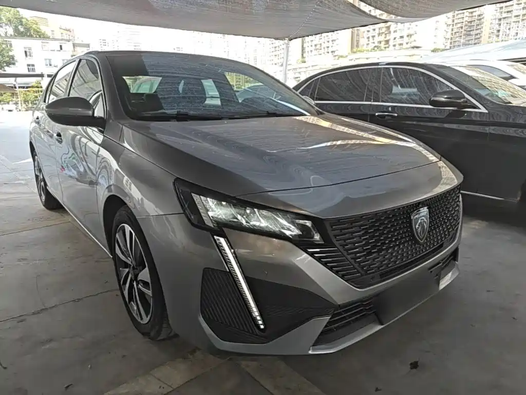 Peugeot 408 2023 2022 1.6T Light Chaser Edition