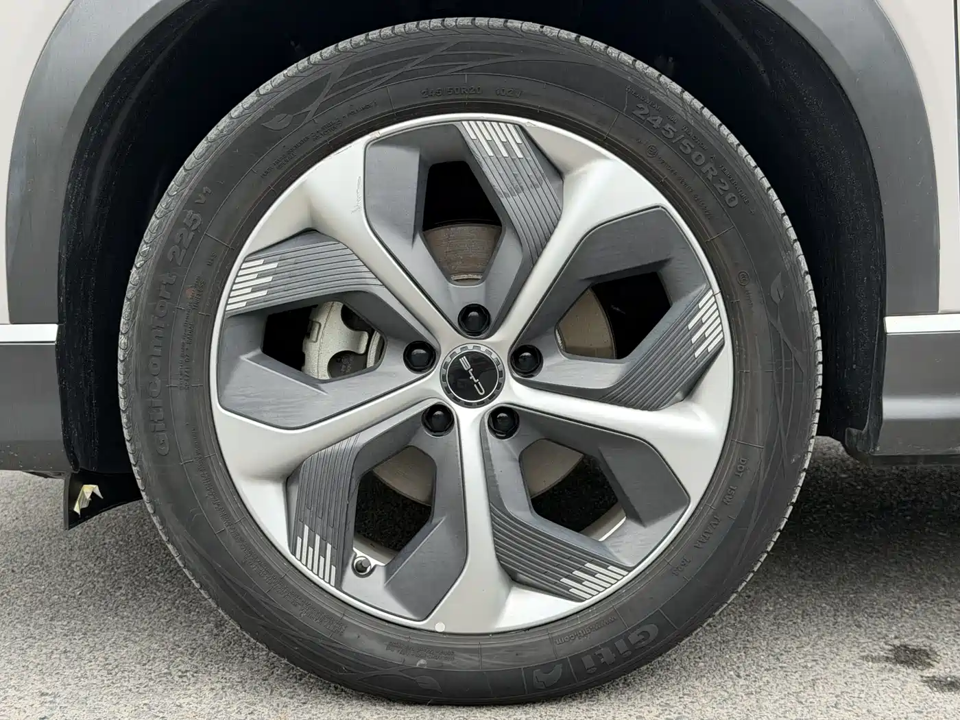 BYD Frigate 07 2023 DM-i 205KM Premium фото 10