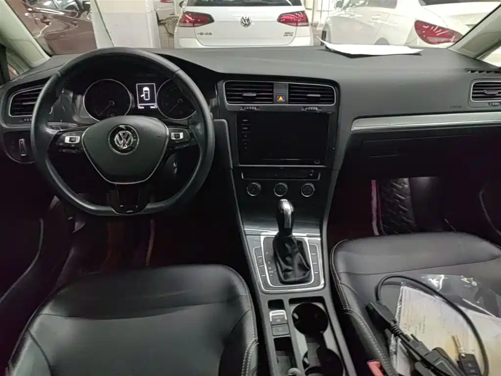 Volkswagen Golf 2020 280TSI DSG Comfort фото 10