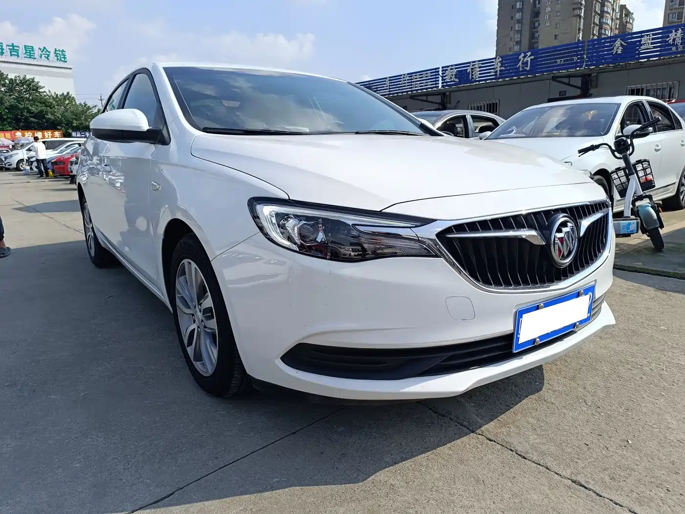 Buick Excelle 2021 1.3T Auto Mild Hybrid Elite фото 3