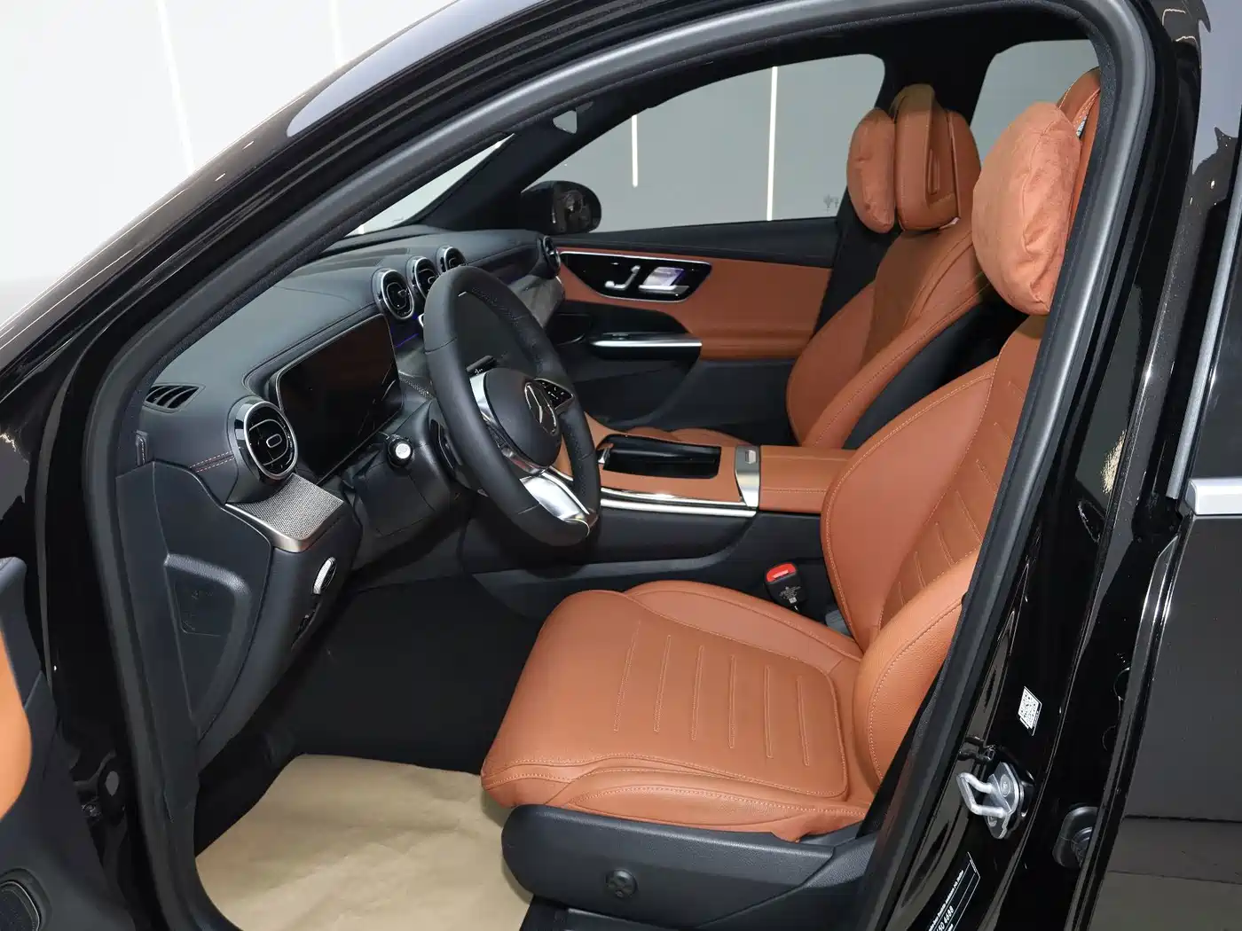 Mercedes-Benz GLC 2026 2025 Facelift GLC 260 L 4MATIC Dynamic