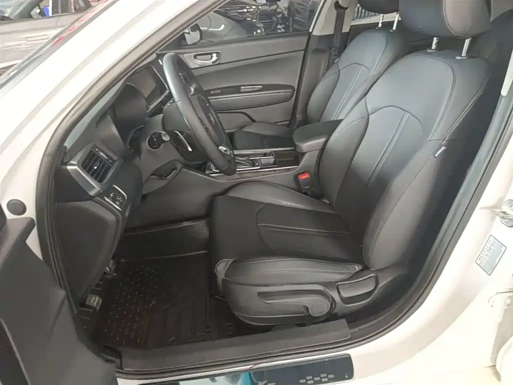 Kia K5 2016 1.6T Automatic LUX фото 15