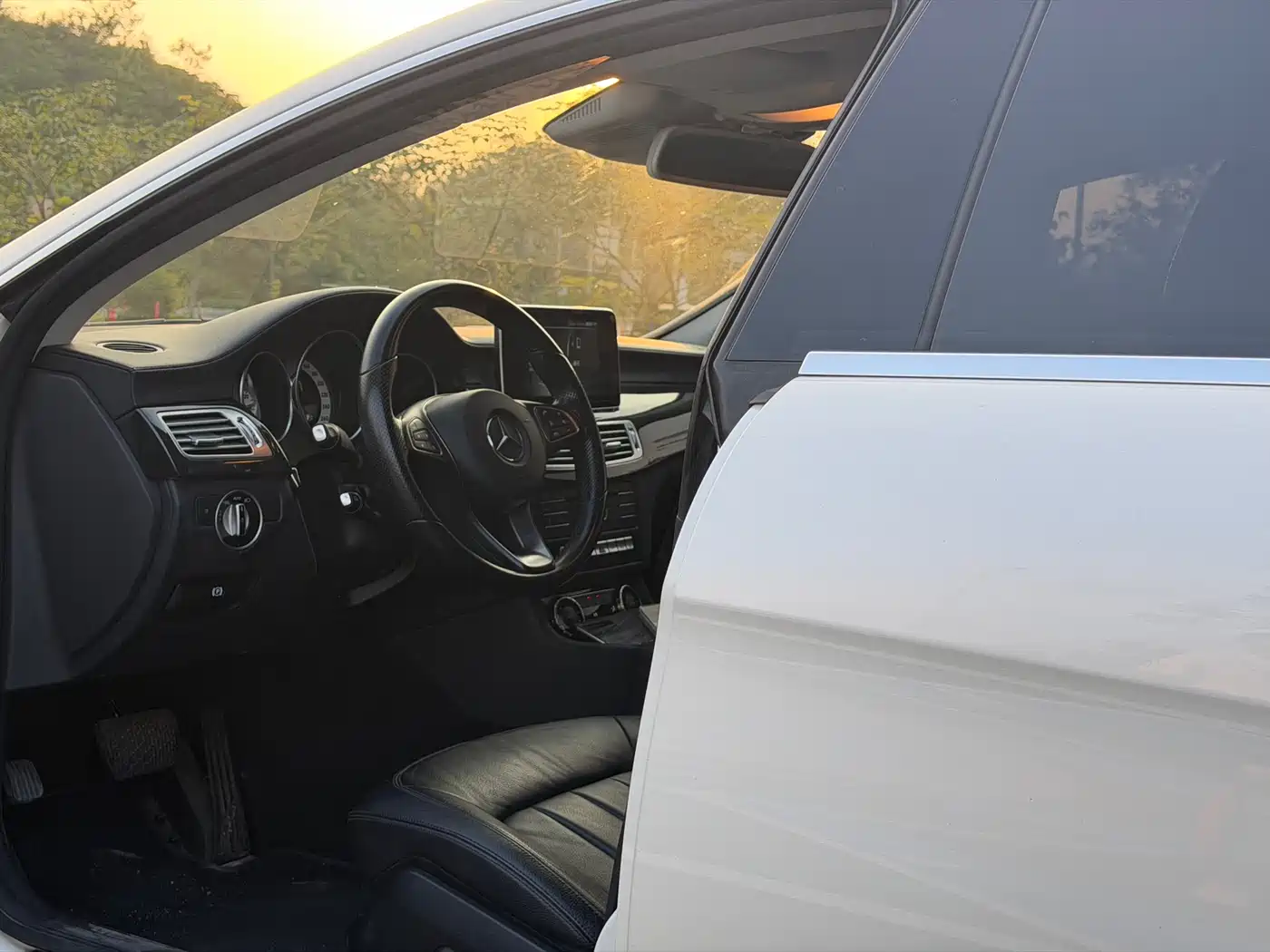 Mercedes-Benz CLS 2016 CLS 320 Edition фото 9