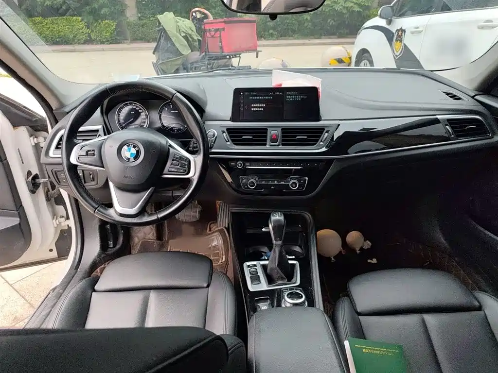 BMW 1 Series 2017 118i Design Package фото 13