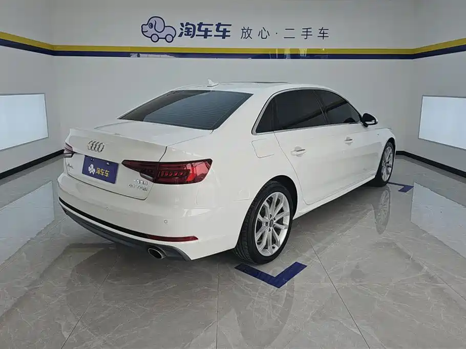 Audi A4L 2018 30th Anniversary 40 TFSI Fashion фото 3