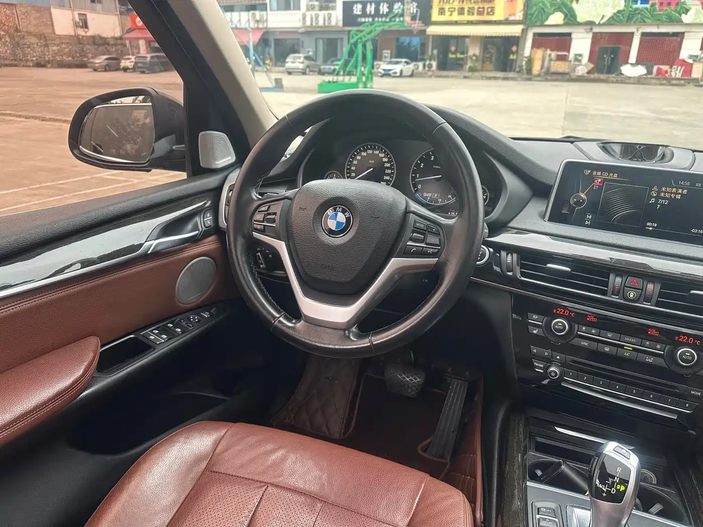 BMW X5 (Import) 2014 xDrive35i Leading фото 19