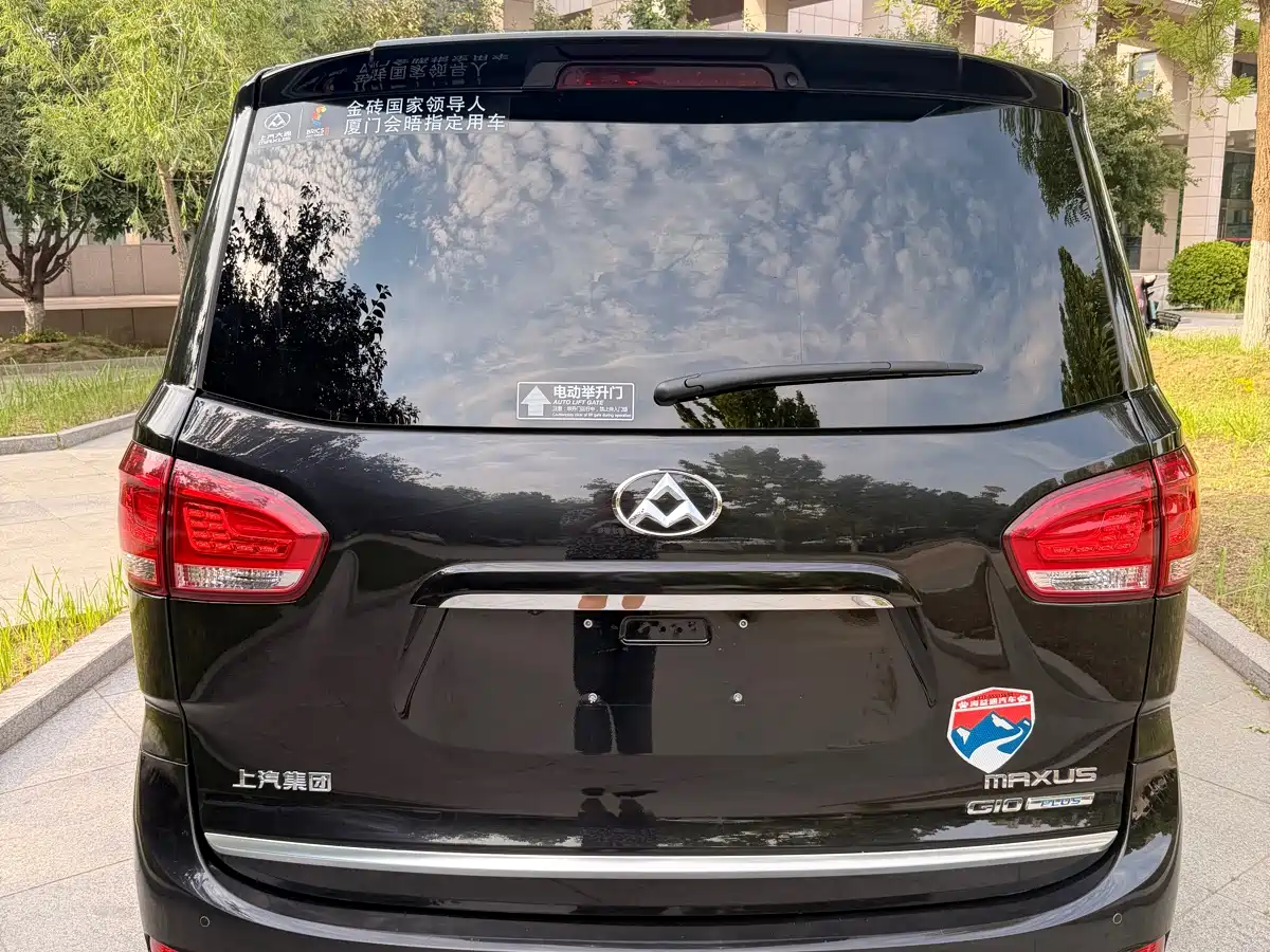 SAIC Maxus Maxus G10 2018 PLUS 2.0T Automatic Luxury Executive Edition фото 10