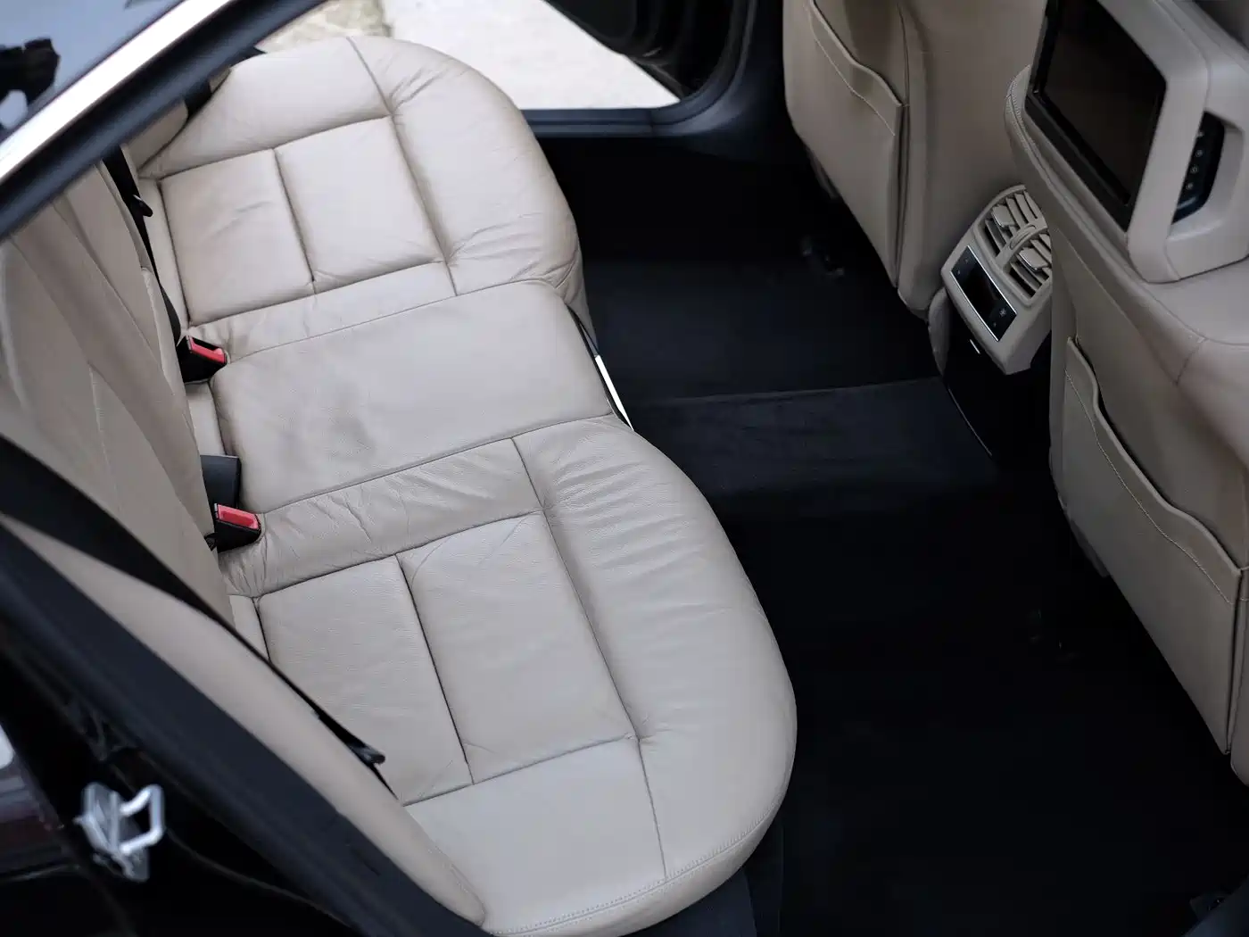 Mercedes-Benz E-Class 2011 E 300 L Fashion Premium фото 33