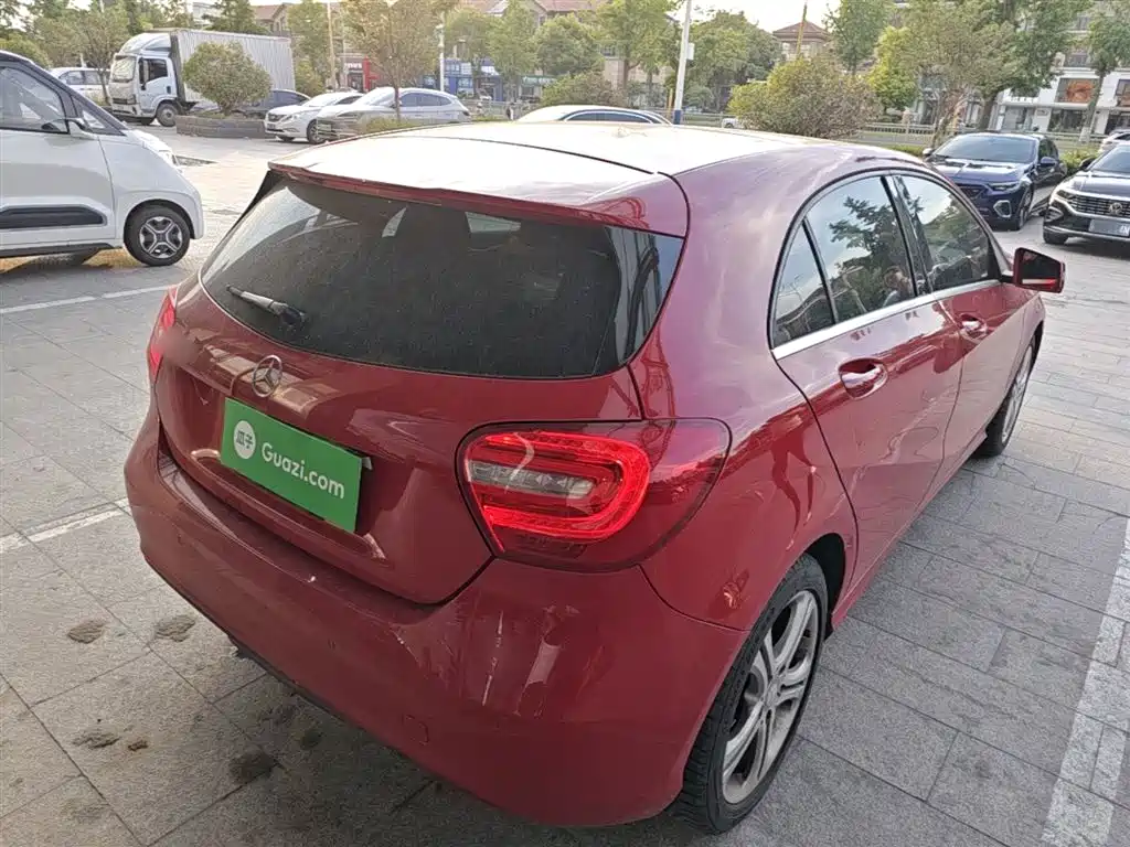 Mercedes-Benz A-Class (Import) 2015 A 180 фото 7