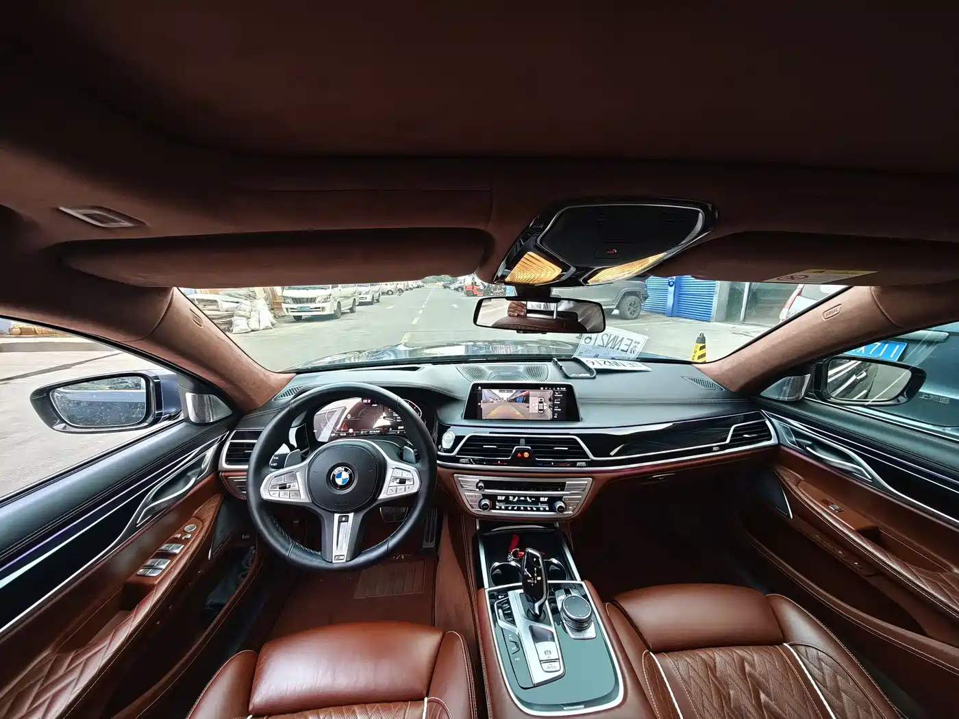 BMW 7 Series 2019 740Li xDrive Executive M Sport Package фото 5