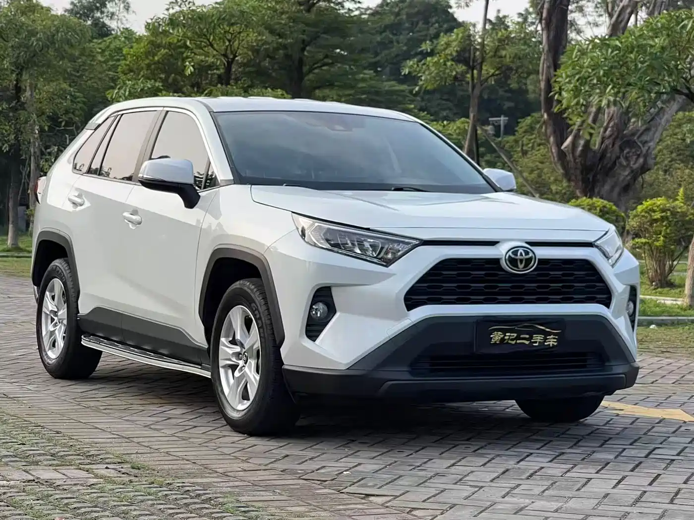 Toyota RAV4 Rongfang 2022 2.0L CVT 2WD Urban Edition фото 3