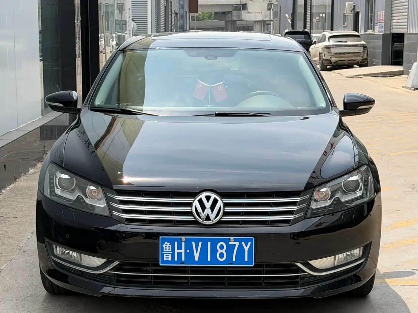 Volkswagen Passat 2013 1.8TSI DSG Yuzun фото 2