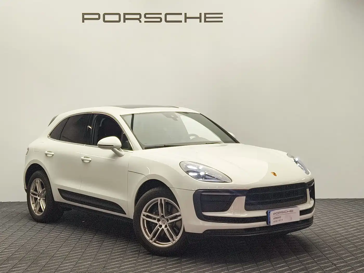 Porsche Macan 2024 Macan 2.0T фото 3