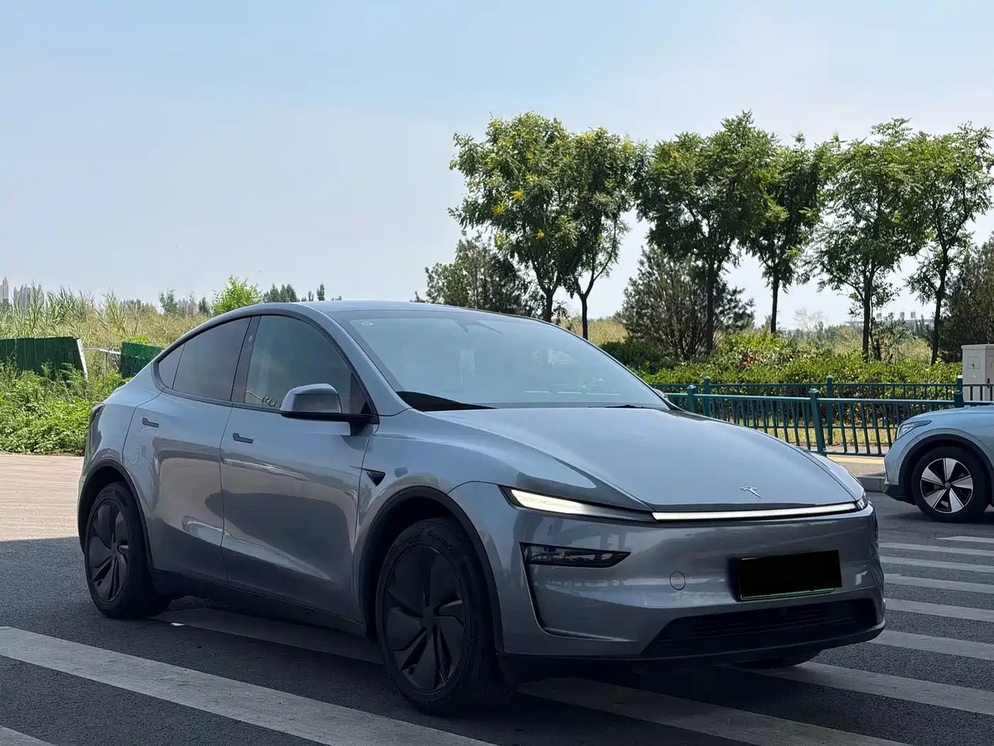 Tesla Model Y 2026 2026 Facelift Long Range Rear-Wheel Drive