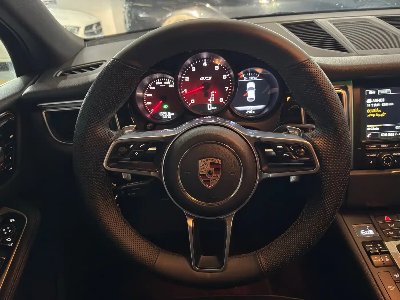 Porsche Macan 2016 Macan 2.0T фото 10
