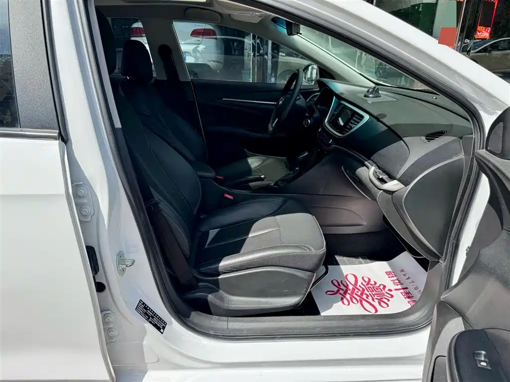 Buick Excelle 2021 Facelift 1.3T Auto Mild Hybrid Elite фото 7