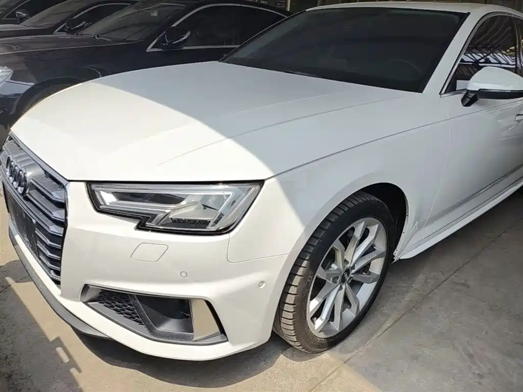 Audi A4L 2019 40 TFSI Fashion (China VI)