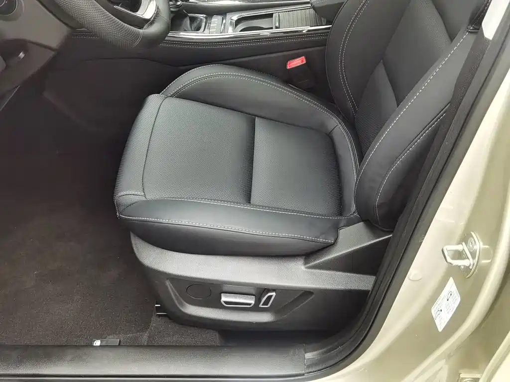 Chery Tiggo 8 2018 2018 1.5TCI Manual Premium 5-seater