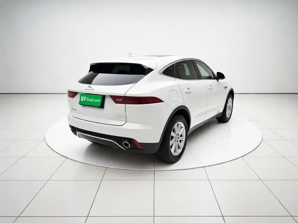 Photo 6 - Jaguar E-PACE