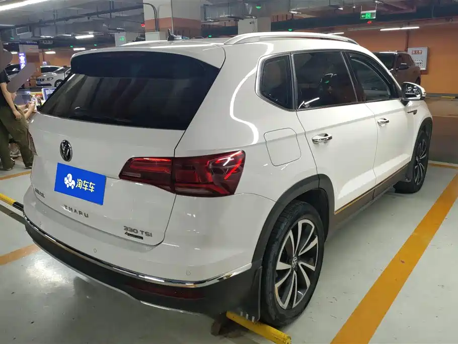 Volkswagen Tharu 2021 330TSI 4WD Luxury Plus фото 3