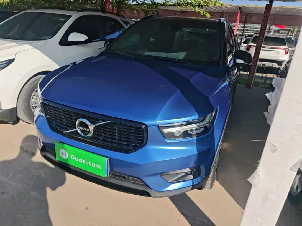 Volvo XC40 2020 — пригон из Китая