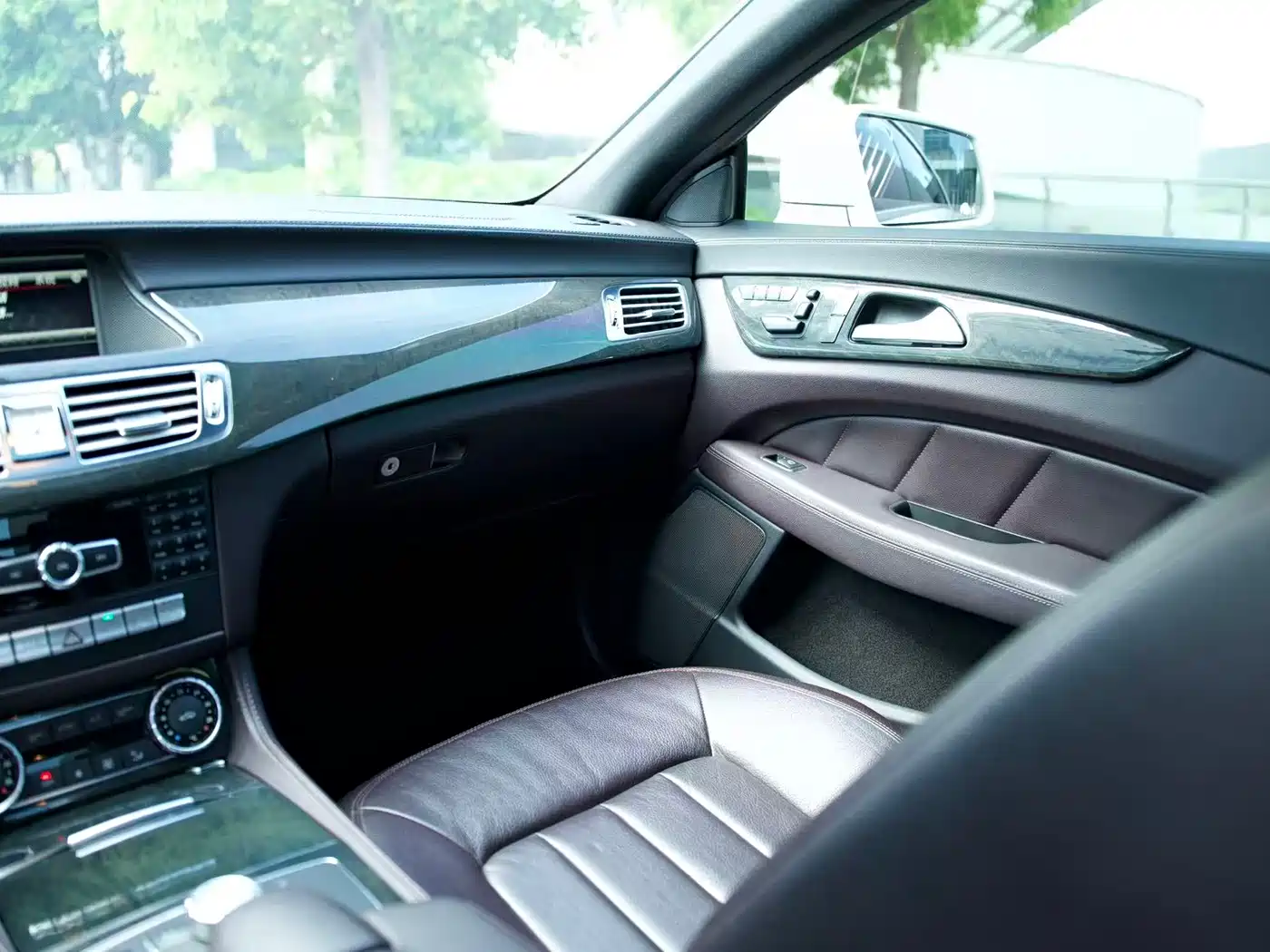 Mercedes-Benz CLS 2012 CLS 300 CGI фото 15