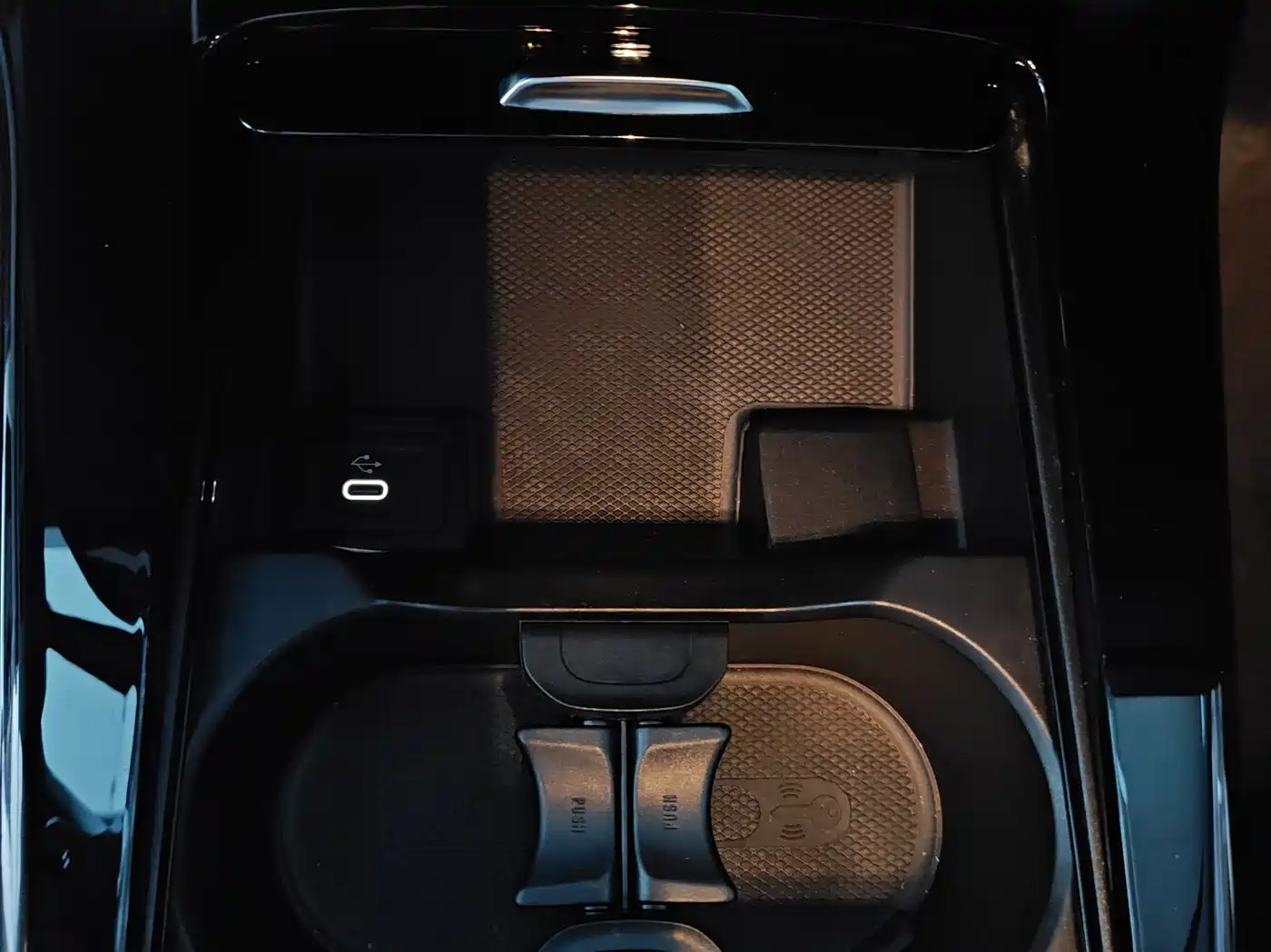 Mercedes-Benz A-Class 2025 Facelift A 200 L Fashion Edition фото 25
