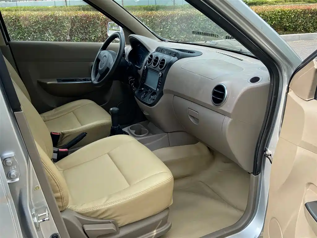 Wuling Motors Wuling Hongguang 2014 2014 1.5L Standard