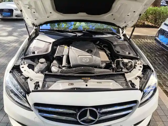 Mercedes-Benz C-Class 2018 C 200 Sport Edition — фото 3