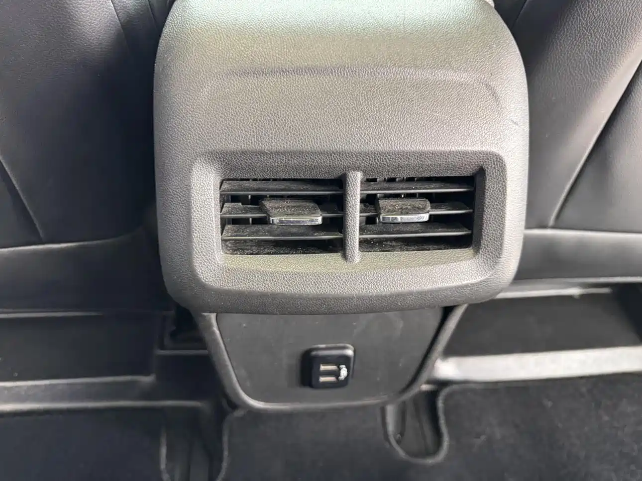 Chevrolet Equinox 2017 535T Automatic Realm Edition фото 16