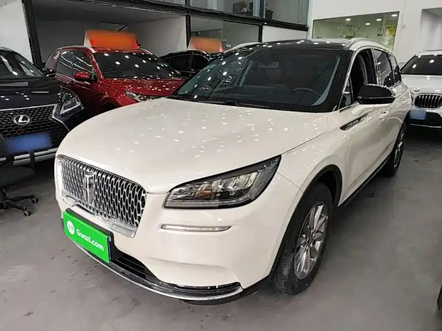 Lincoln Adventurer 2021