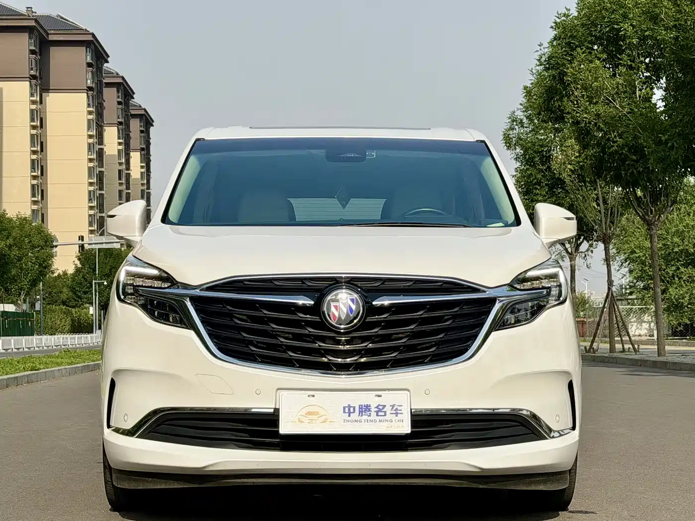 Buick GL8 2022 ES Landmark 653T Smart Luxury фото 2